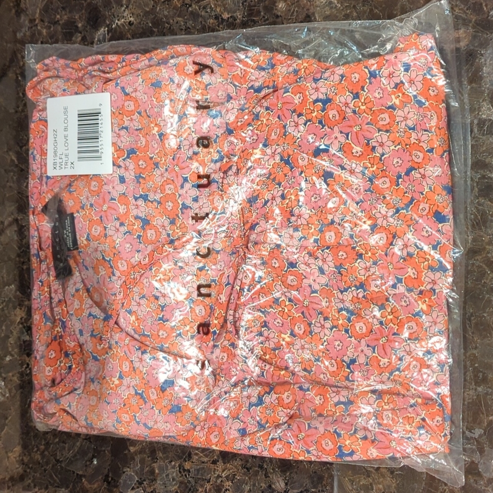 Sanctuary True Love Pink Floral Short Sleeve Blouse Size 2X - Picture 4 of 5